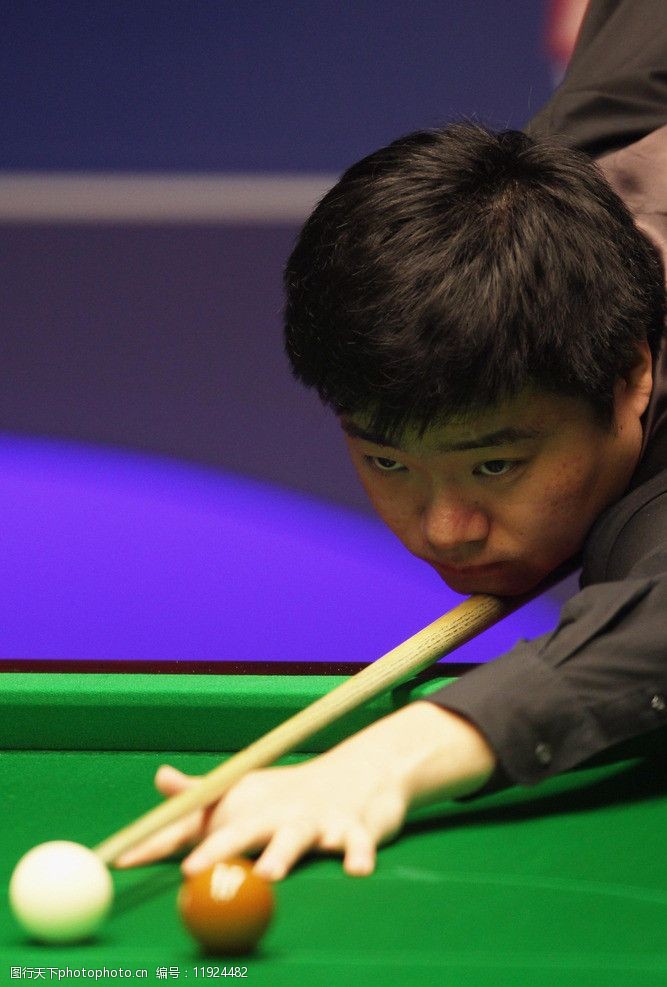 通过与梅雷 通过与梅雷