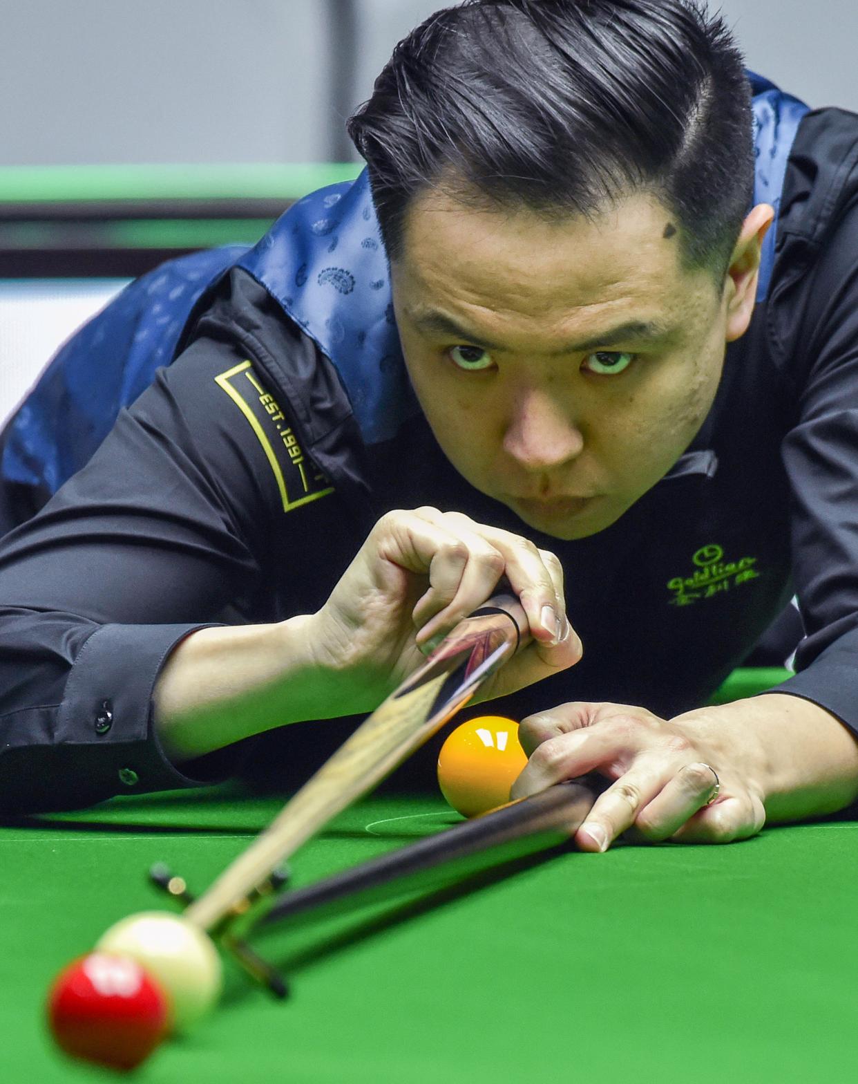 手出现寒颤 手出现寒颤