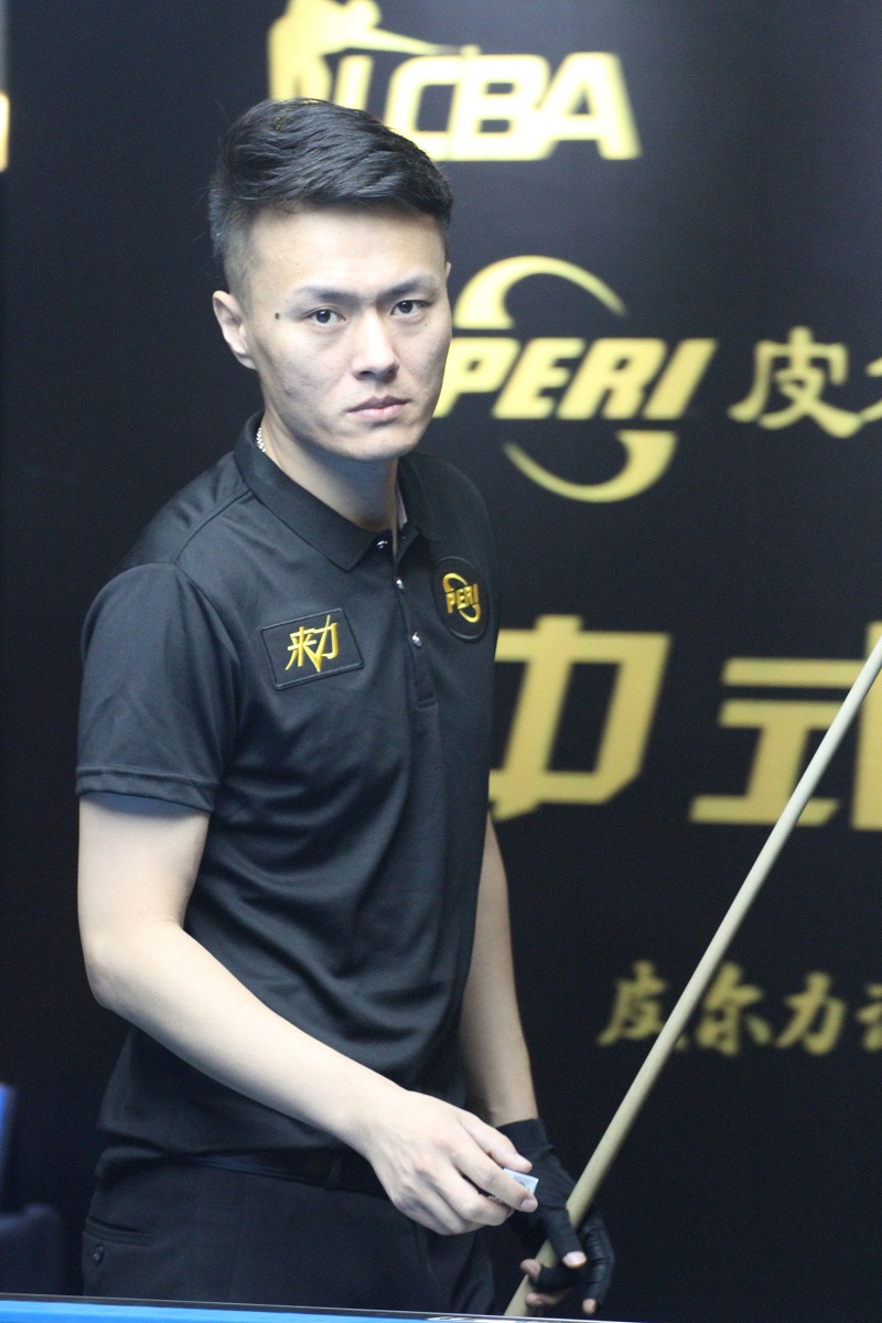 也折射出球